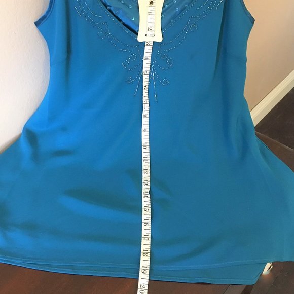Vibrant blue sequin and bead adorned layered top - Picture 11 of 14